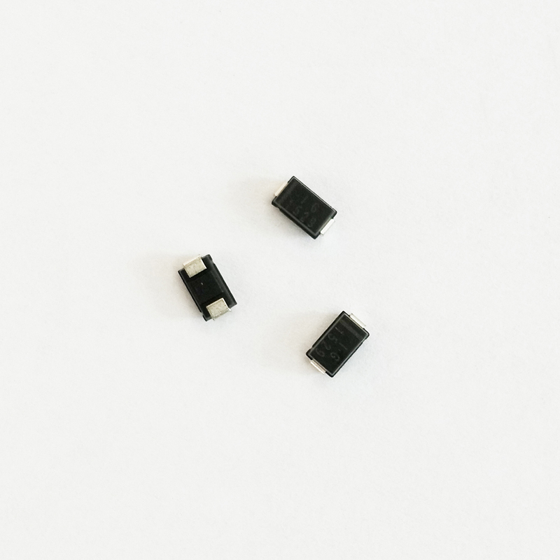 PTC热敏电阻（自恢复保险丝）SMD0603